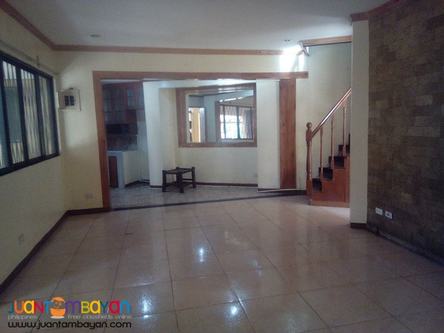 18.5k Cebu City Apartments For Rent in Banawa - 3BR