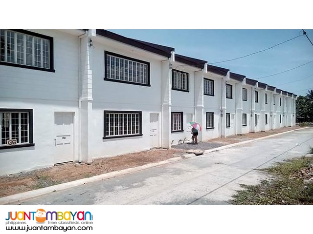 Moove-in ready 2-storey Townhouse at CAsa Blanca in san mateo