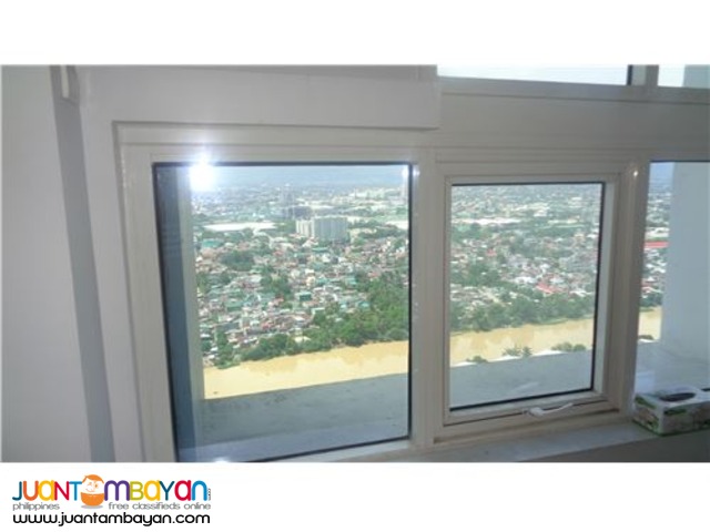 RUSH SALE 36 Sqm 1BR unit in Le Grand Tower1 ,Eastwood, QC