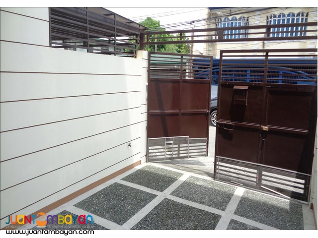 RFO Townhouse in Tandang Sora, Quezon City on SALE!! For 6.5M