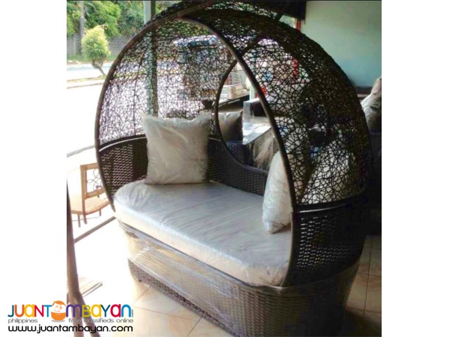 CLOVER COUCH FOR RENT CLOVER COUCH FOR RENT
