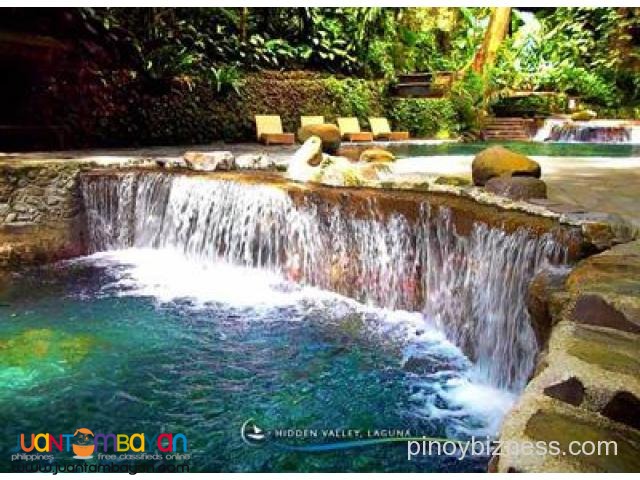 Hidden Valley Springs Laguna, of cascading springs and bubbly pools Hidden Valley Springs Laguna, of cascading springs and bubbly pools