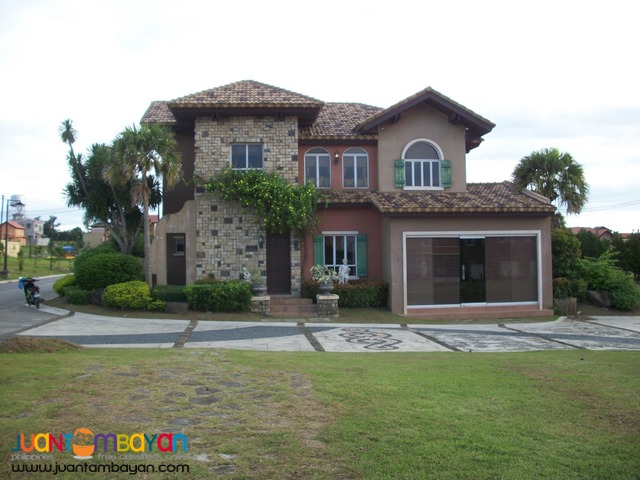 FURNISHED HOUSE AND LOT FOR SALE IN PORTOFINO DAANG-HARI ALABANG 