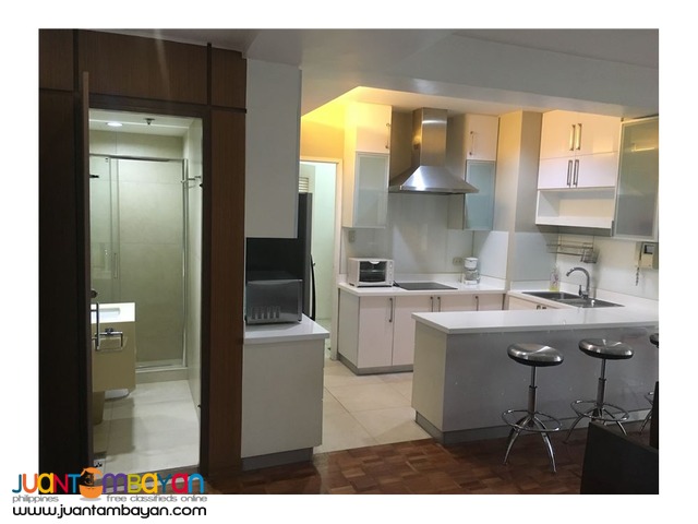 For Lease!!! 2 1/2 Bedroom Unit at the BSA Tower Makati