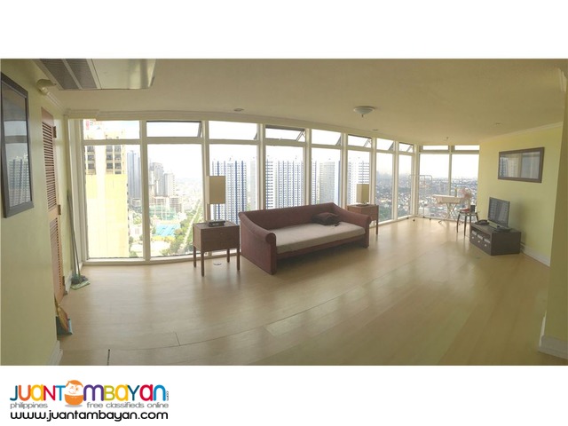 For Sale!!! Penthouse in 2 Storey Unit at Salcedo Villa, Makati City