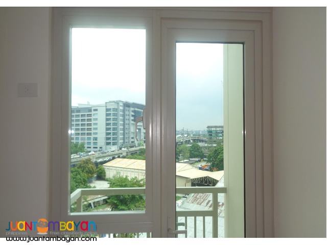 Rush Sale!!! 46 sqm 1 BR on The Grove By Rockwell, Pasig City