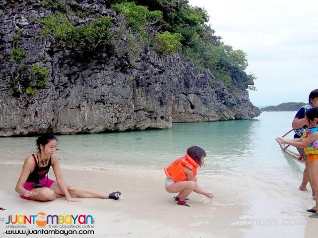 Caramoan tour package, beaches and rock formation