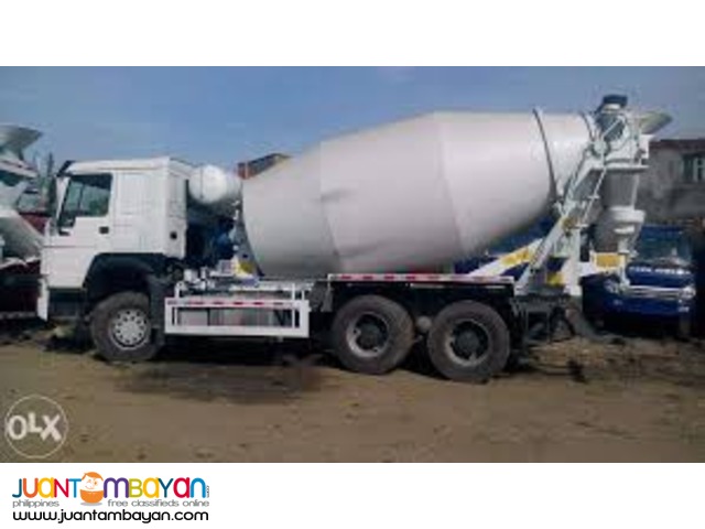 Sinotruk 10 Wheeler HOWO-A7 Mixer Truck Brand New Unit