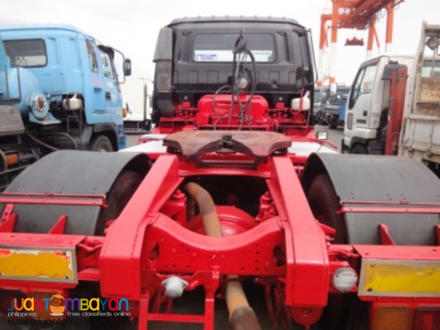 Red&Black ISUZU 6 Wheeler Tractor Head 10PE1 Engine JPN Surplus