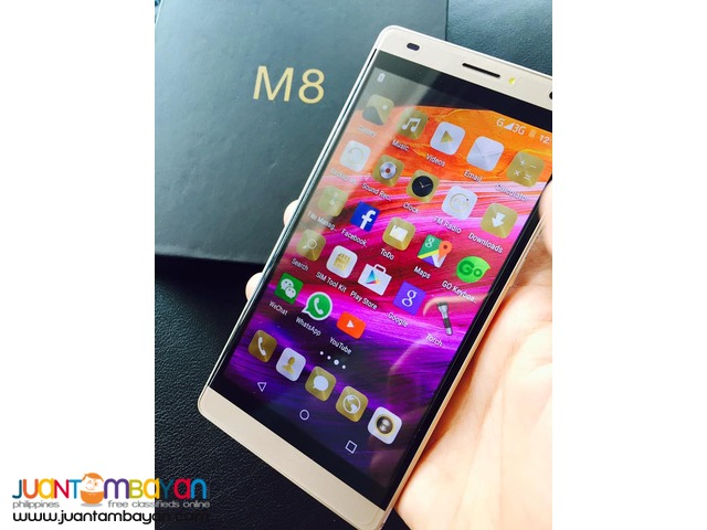 SONY M8 SLIM QUADCORE CELLPHONE / MOBILE PHONE - LOT OF FREEBIES
