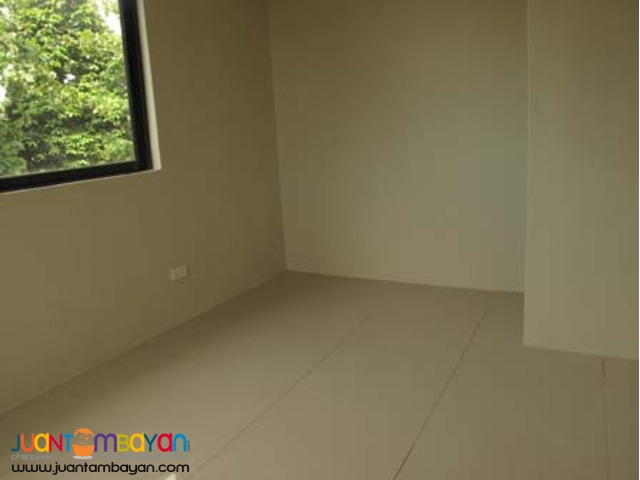 Townhouse for Sale in Kings Point Quezon City 3.9M
