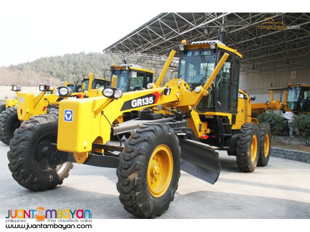 Heavy Duty Equipment! XMCG GR135 Grader!