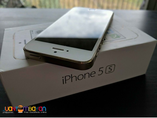 Iphone 5s  32 gb  factory unlocked 1 week used