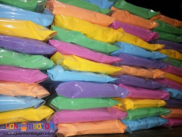 colored holi powder 