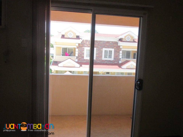 Townhouse For Rent in Guadalupe Cebu City