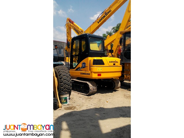 CDM6065 Hydraulic Excavator (.25m3 Capacity)