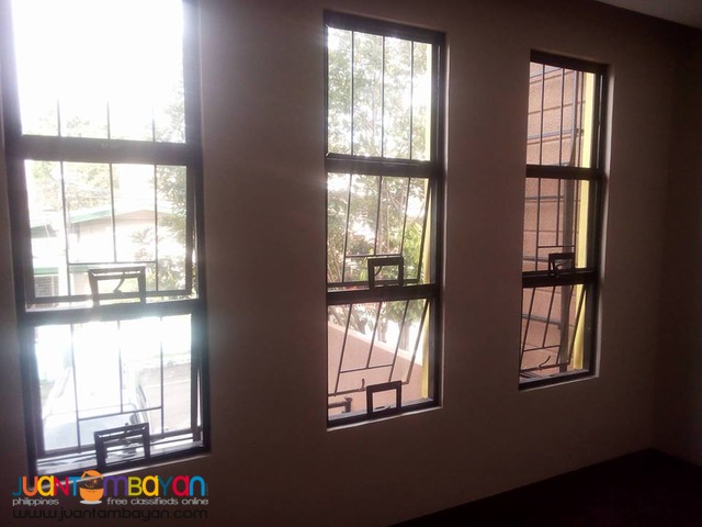 FOR SALE!!! Brandnew Townhouse House at Project 8 Road 20 Q.C