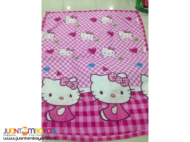 Hello Kitty Quilted Comforter
