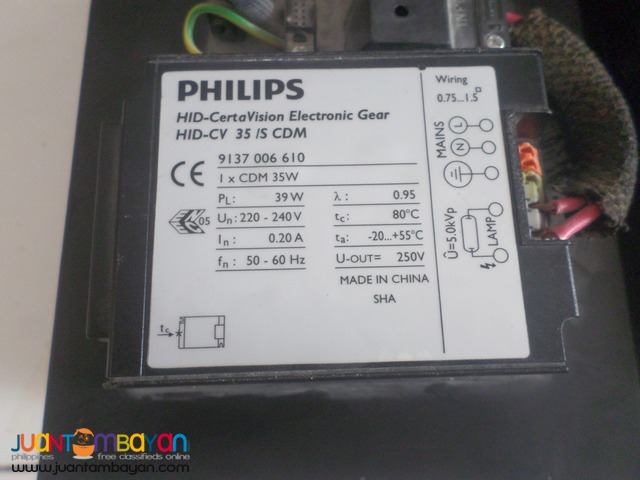 Light bulb housing phillips 220v 2ndhand 