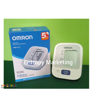 Digital BP Blood Pressure monitor Omron with batteries and AC adaptor