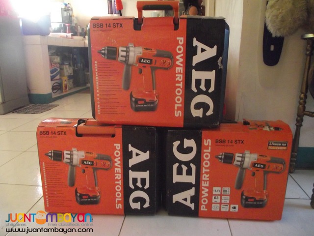 AEG hgammer drill 12v with 1 battery 1 charger brandnew