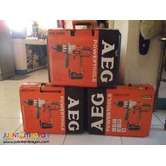 AEG hgammer drill 12v with 1 battery 1 charger brandnew