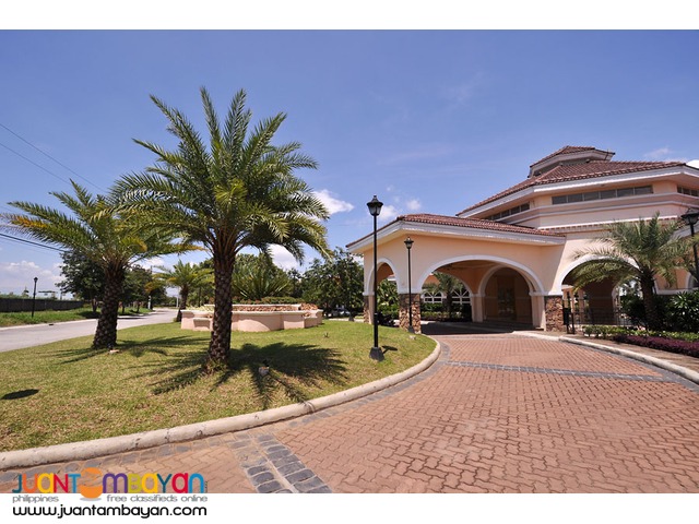 House for sale at Southforbes golf city sta rosa laguna