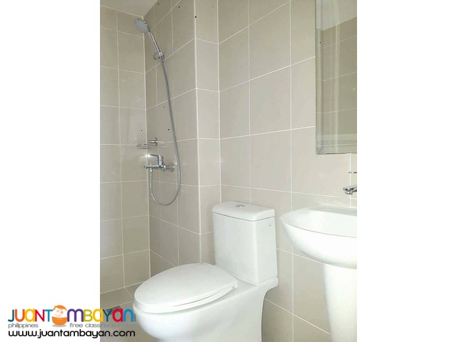 Makati Condo near Magallanes MRT station/alphaland