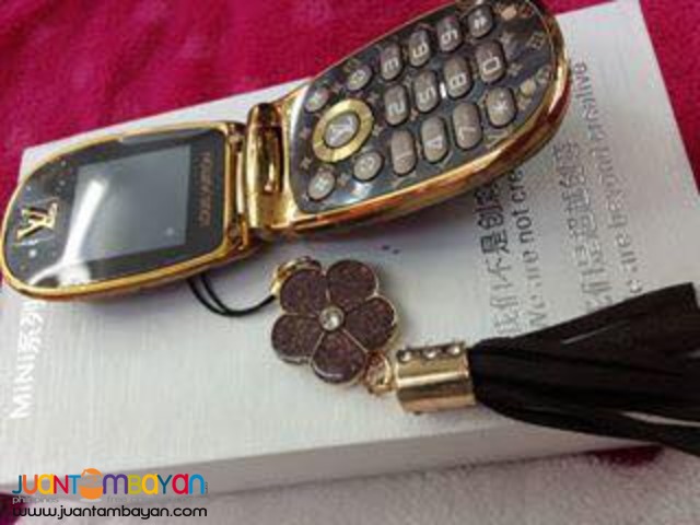 LOUIS VUITTON CELLPHONE - LV FLIP PHONE