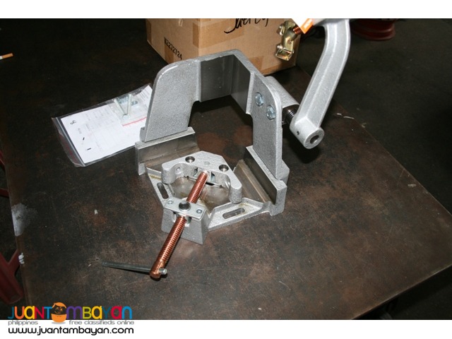 StrongHand WAC35-SW 3-Axis Vise with Quick Acting Screw