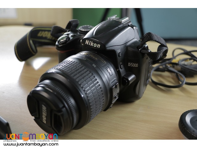 Selling Nikon D5000 DSLR 2nd Hand