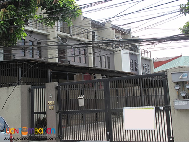 3BR-PH590 Townhouse For Sale in Jem Subdivision 5.8M