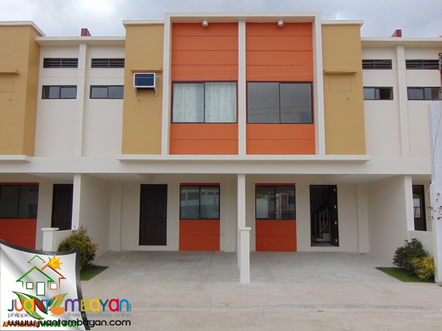 3bedroom house with Swimmingpool in Marikina City Hampstead