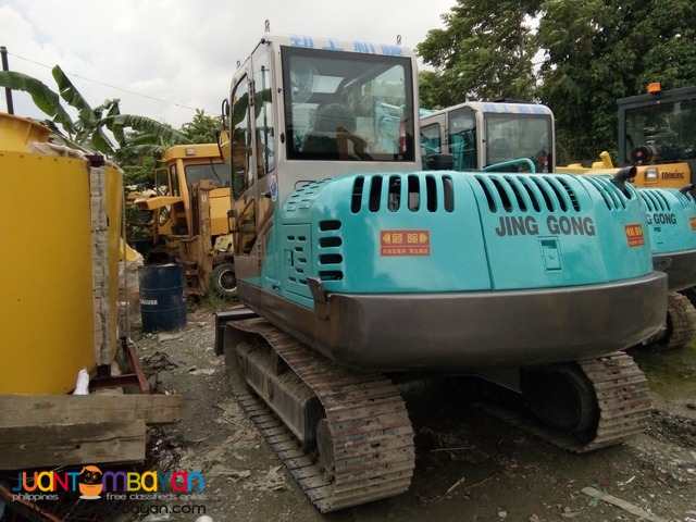 BACKHOE EXCAVATOR LOADER (wheel/chain type)