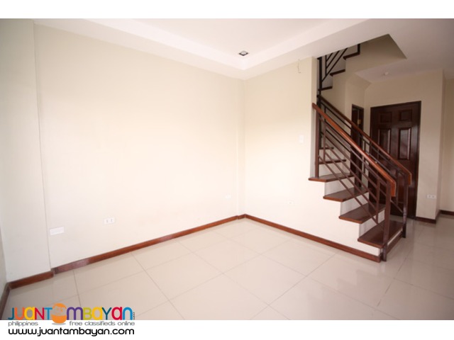 PH761 Duplex Model Unit House for Sale In Pasig at 4.485M