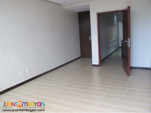 PH06 Townhouse For Sale in Bago Bantay 6.5M