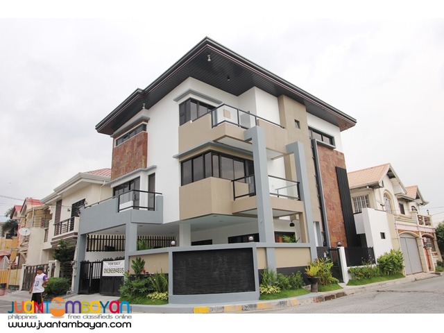 House and Lot w/ Swimming Pool For sale in Greenwoods Pasig 