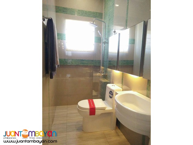  4 Bedroom Single Attached House with 1 family room