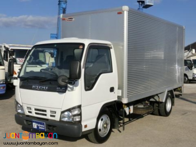 cargo trucking delivery services cargo trucking delivery services