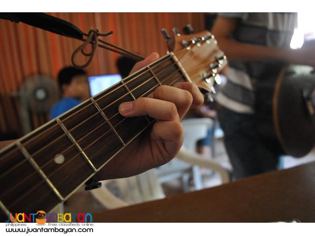 ONLINE GUITAR LESSONS ONLINE GUITAR LESSONS