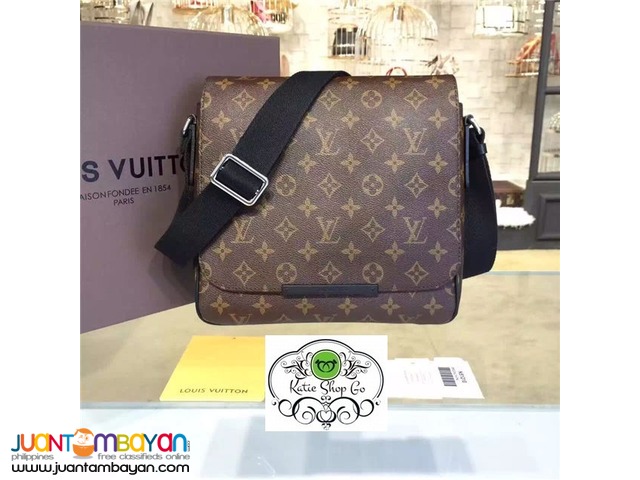 Louis Vuitton District PM Monogram Macassar