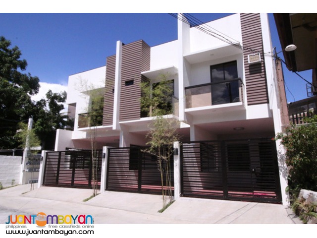 PH583 Townhouse For Sale In Project 6 at 5.5M
