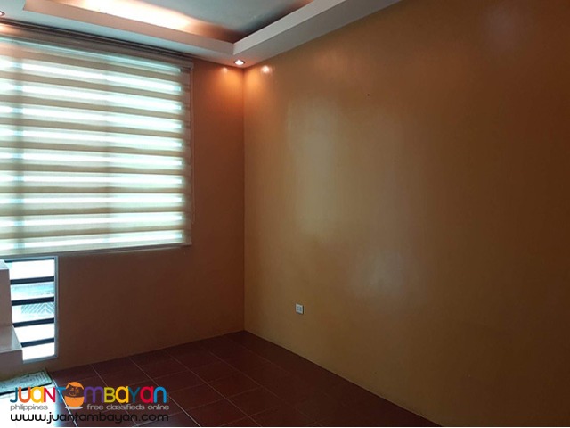 PH775 Townhouse For Sale In Tandang Sora At 8.4M