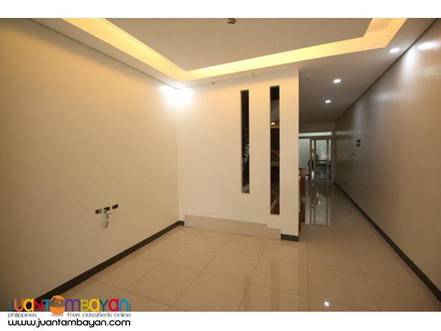 PH727 Townhouse For Sale In Project 8 At 9.850M