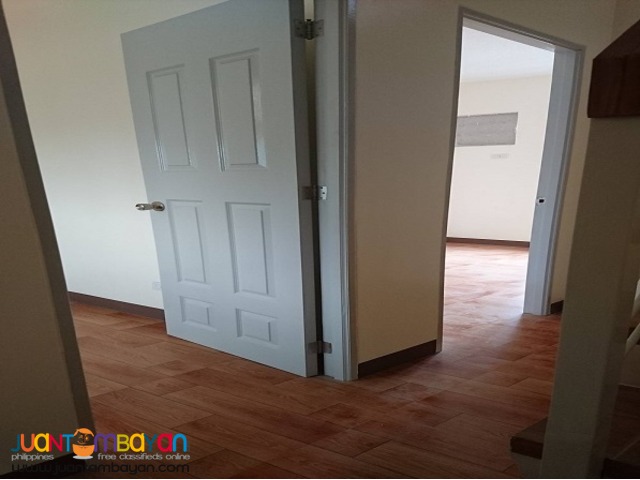PH400 Townhouse in Cubao for Sale at 5.3M