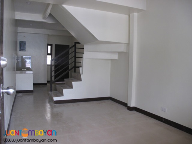 PH723 Townhouse For Sale In North Fairview At 2.930M