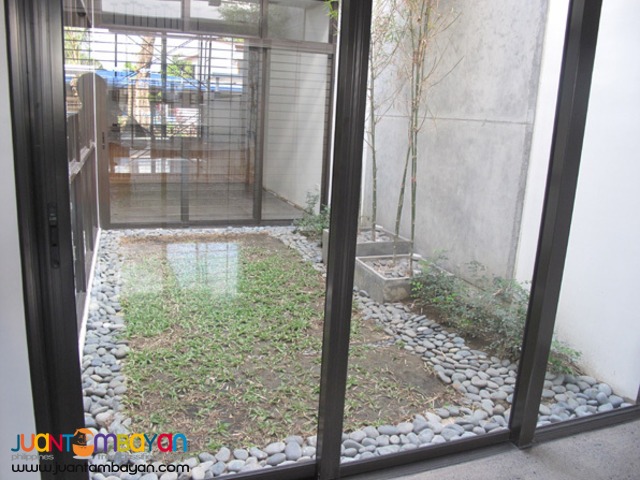 PH105 Townhouse in Fairview at 9.850M