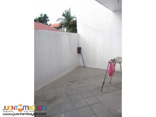 PH114 Fancy Townhouse in Don Antonio Commonwealth at 11.5M