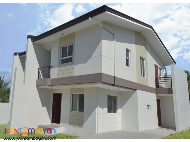 3BR, 2T&B, with  Balcony and Car Garage
