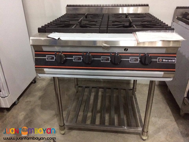 Gas Range with Shelf